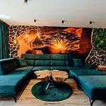 Paradise Wellness - Sauna&spa Villa *