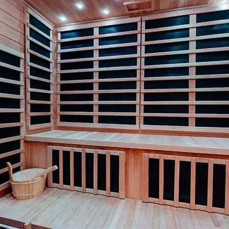 Paradise Wellness - Sauna&spa Villa